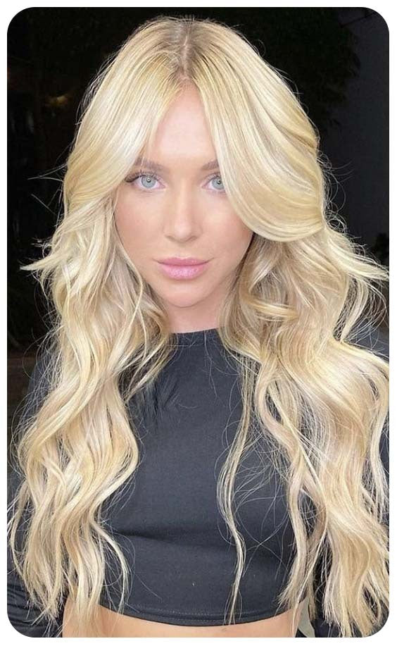 Light Gold Blonde Extreme Length Style